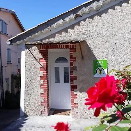 La Maison De Marie-Blanche Melve Exterior foto